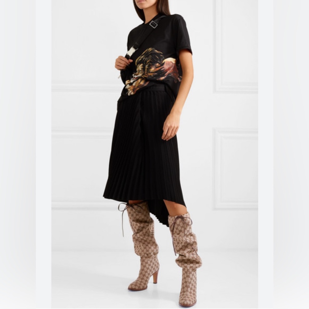 GUCCI Lisa GG Canvas Mid-Heel Boots - Picture 6 of 11